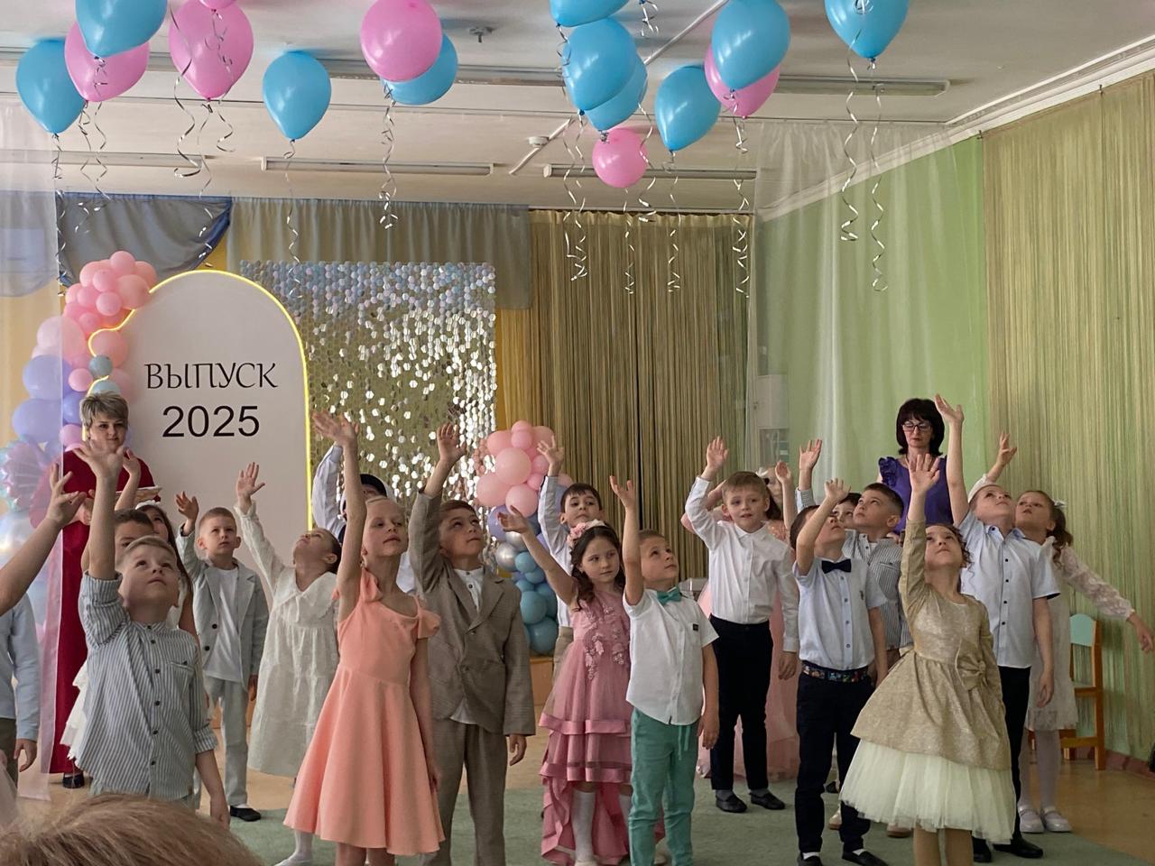 Удачи вам, выпускники!.