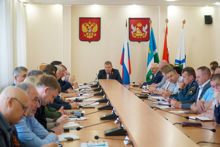 На районной планёрке. На районной планёрке.