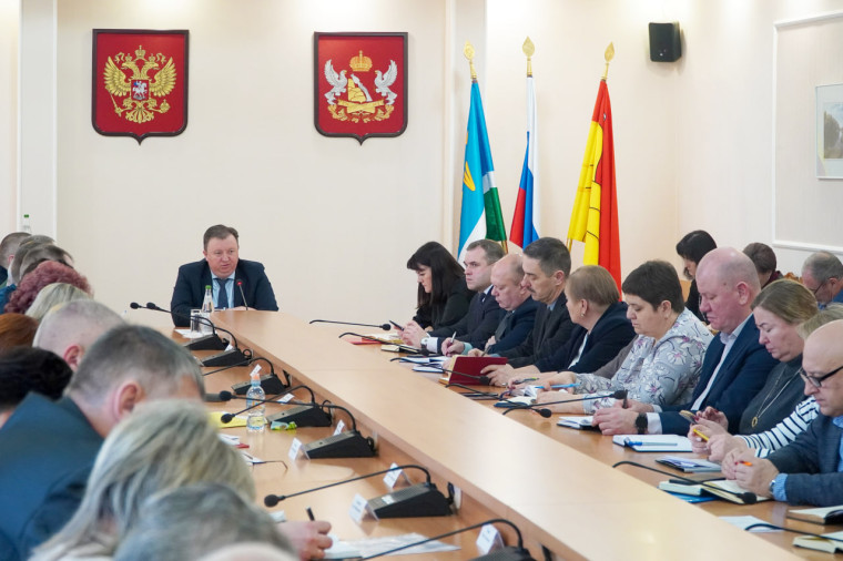 В администрации района. В администрации района.