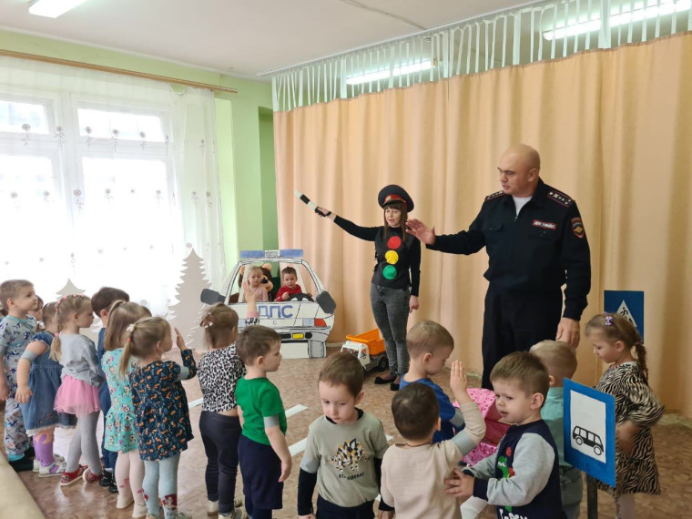 Акция «Дорожный патруль безопасности». Акция «Дорожный патруль безопасности».