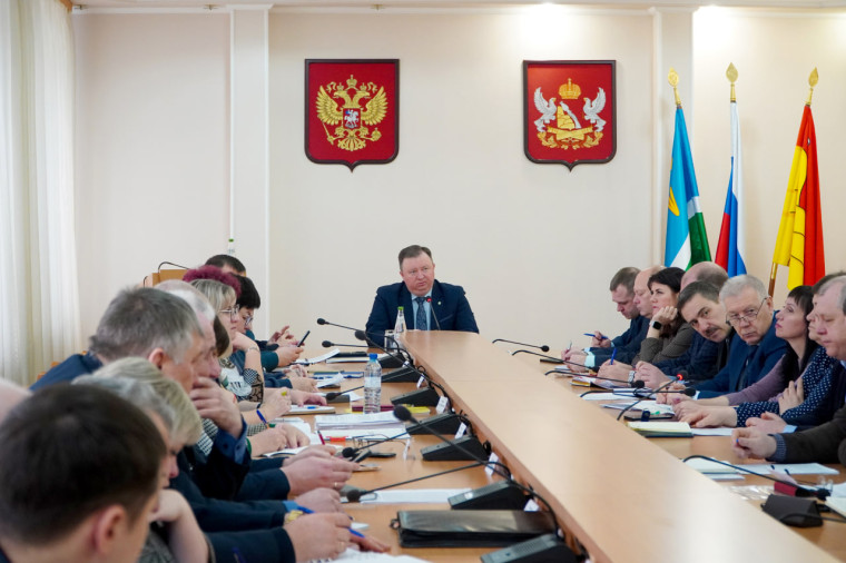 Планёрка с руководителями. Планёрка с руководителями.