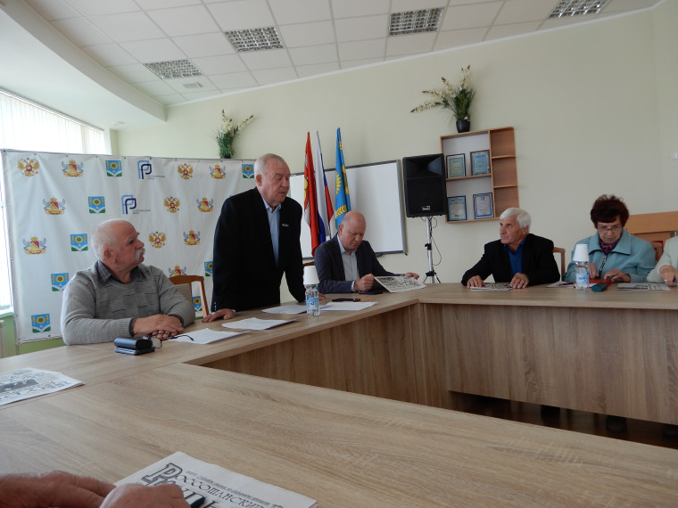 Пленум Совета ветеранов. Пленум Совета ветеранов.